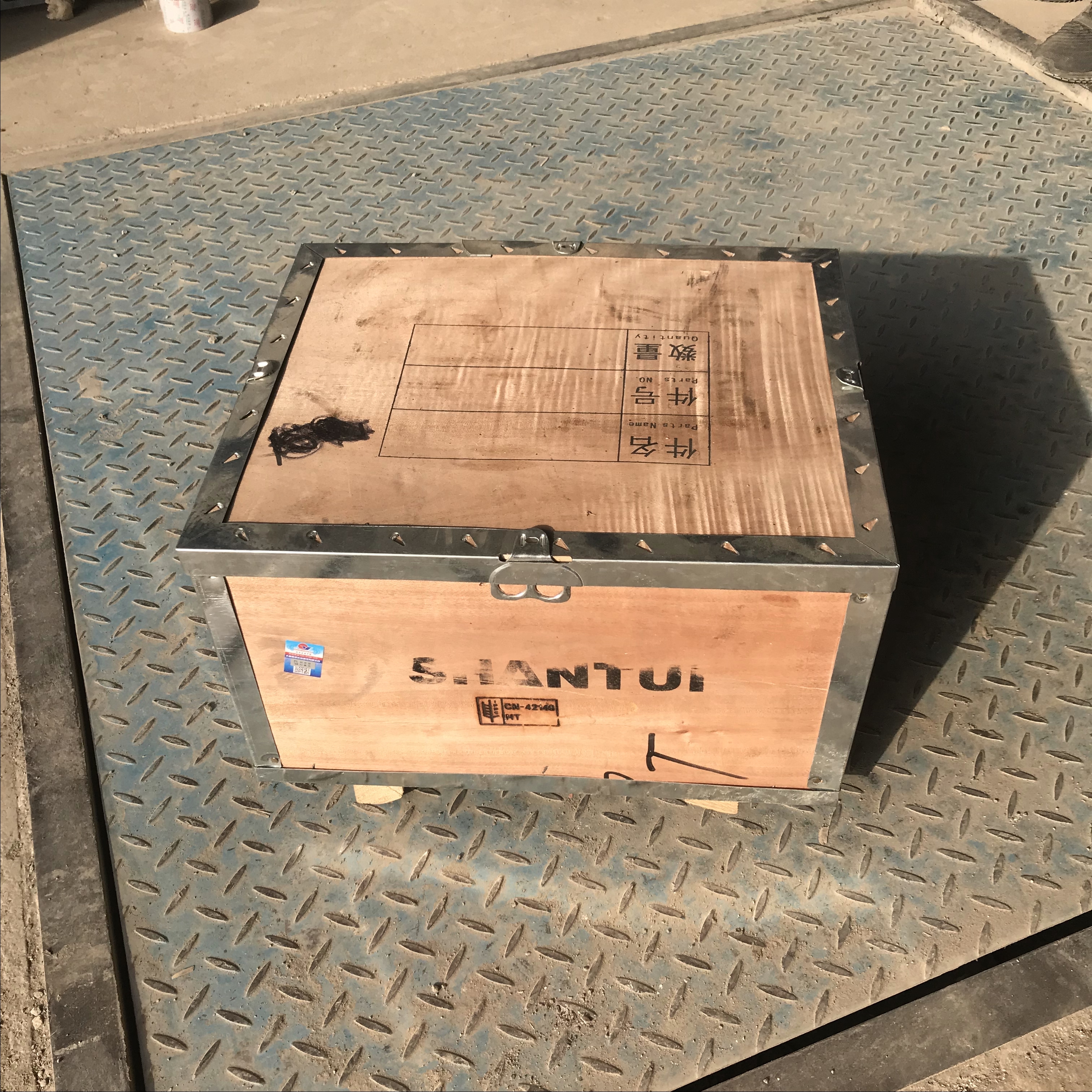 山推挖掘机配件